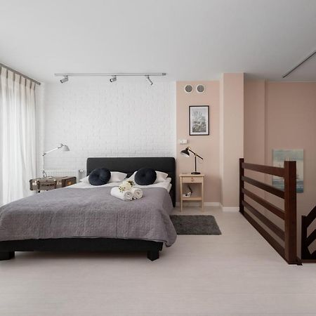 Wroclaw Dabie Silver By Renters Esterno foto
