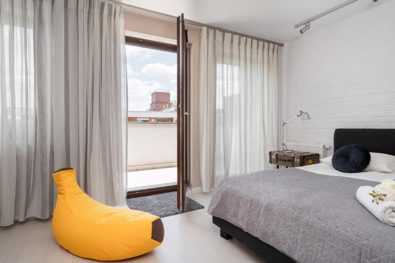 Wroclaw Dabie Silver By Renters Esterno foto